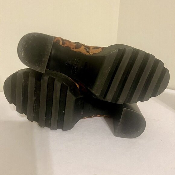 Bamboo Womens Platform Chunky Heel Boots Sz 8.5 Chunky Leopard Print Lace Up - Picture 9 of 9